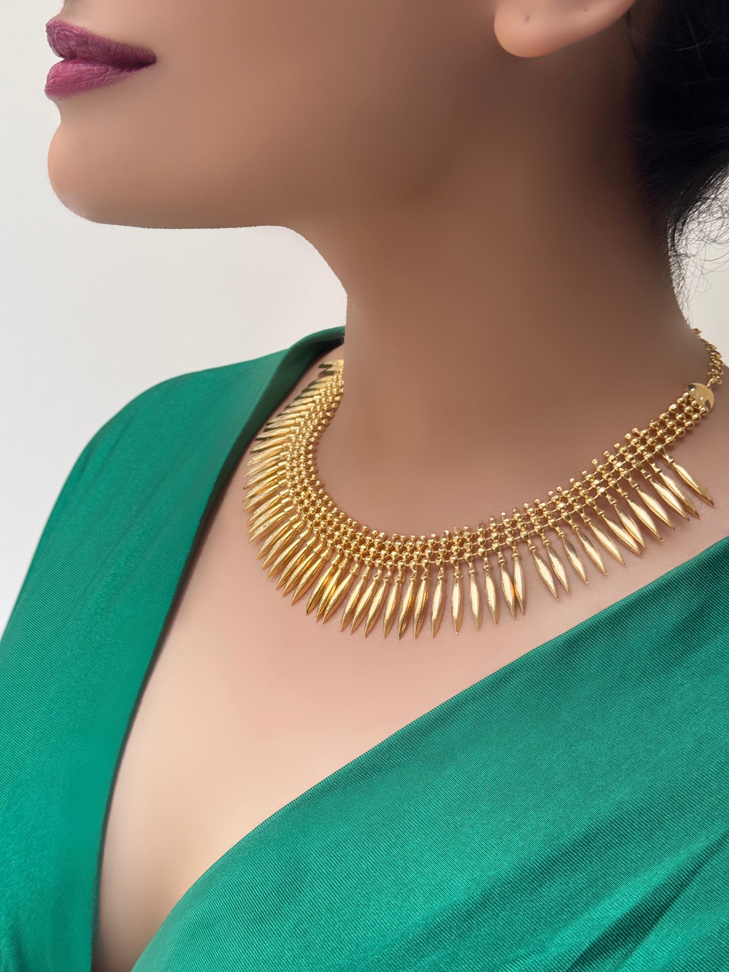 Devayani 22 CT Gold-Plated Traditional Mullamottu Kerala Necklace