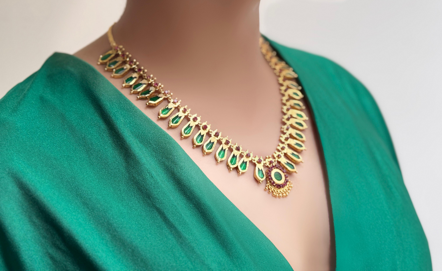Vasuki 22CT Gold-Plated Nagapadam Necklace