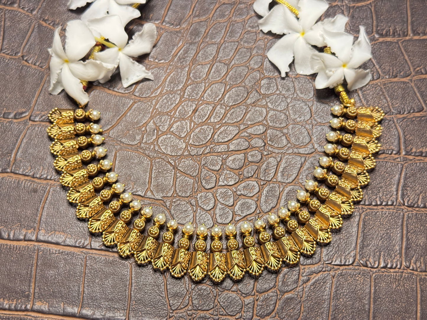 Alaka Mullamottu-inspired Necklace set with Pearl detailing