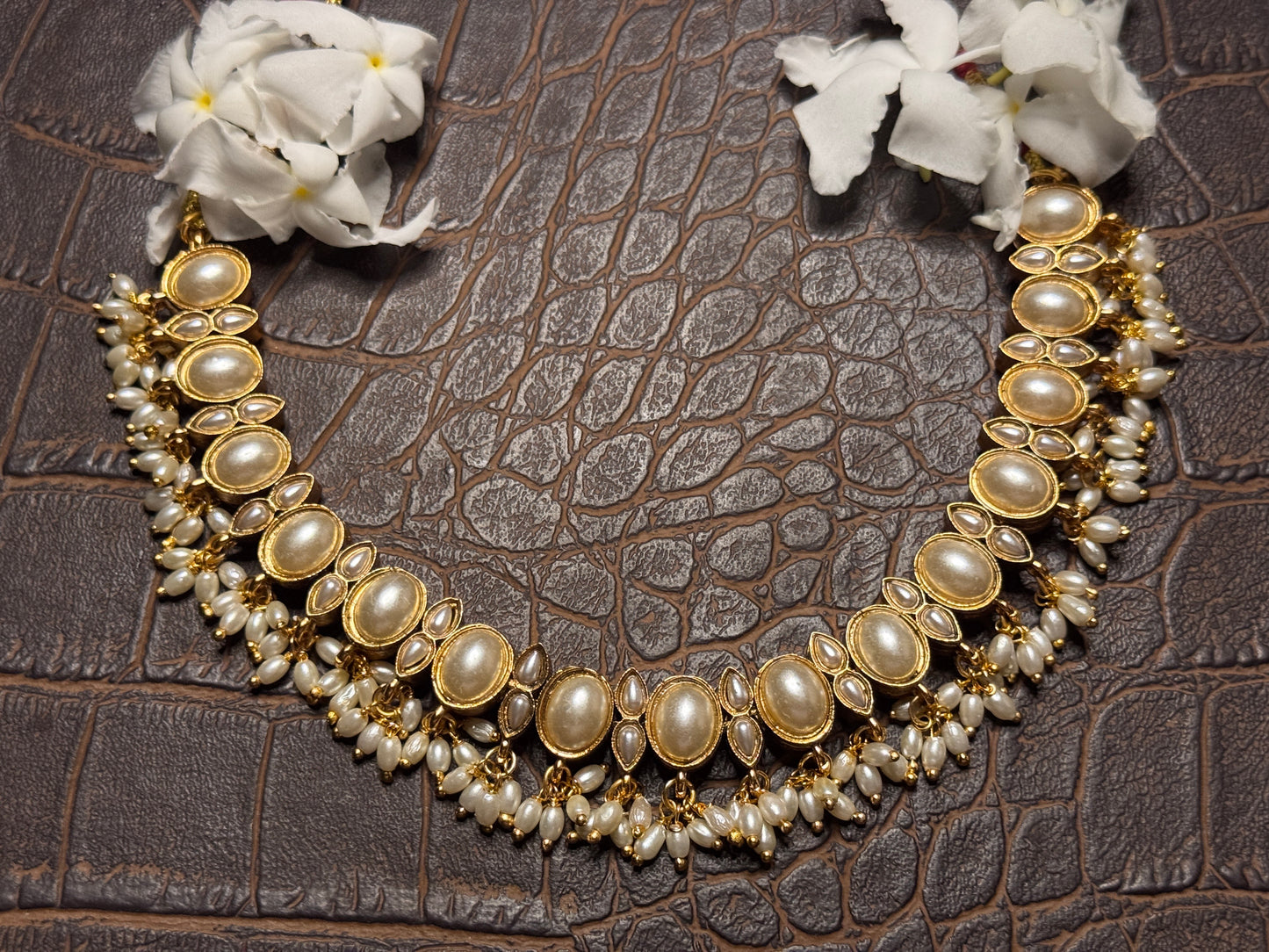 Enchanting Pushpaguchha Reversible Necklace set with two pairs of Earrings