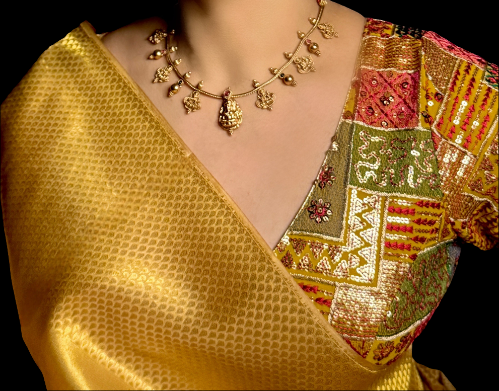 Shrilaxmi motif Gold thread Necklace set with Studs