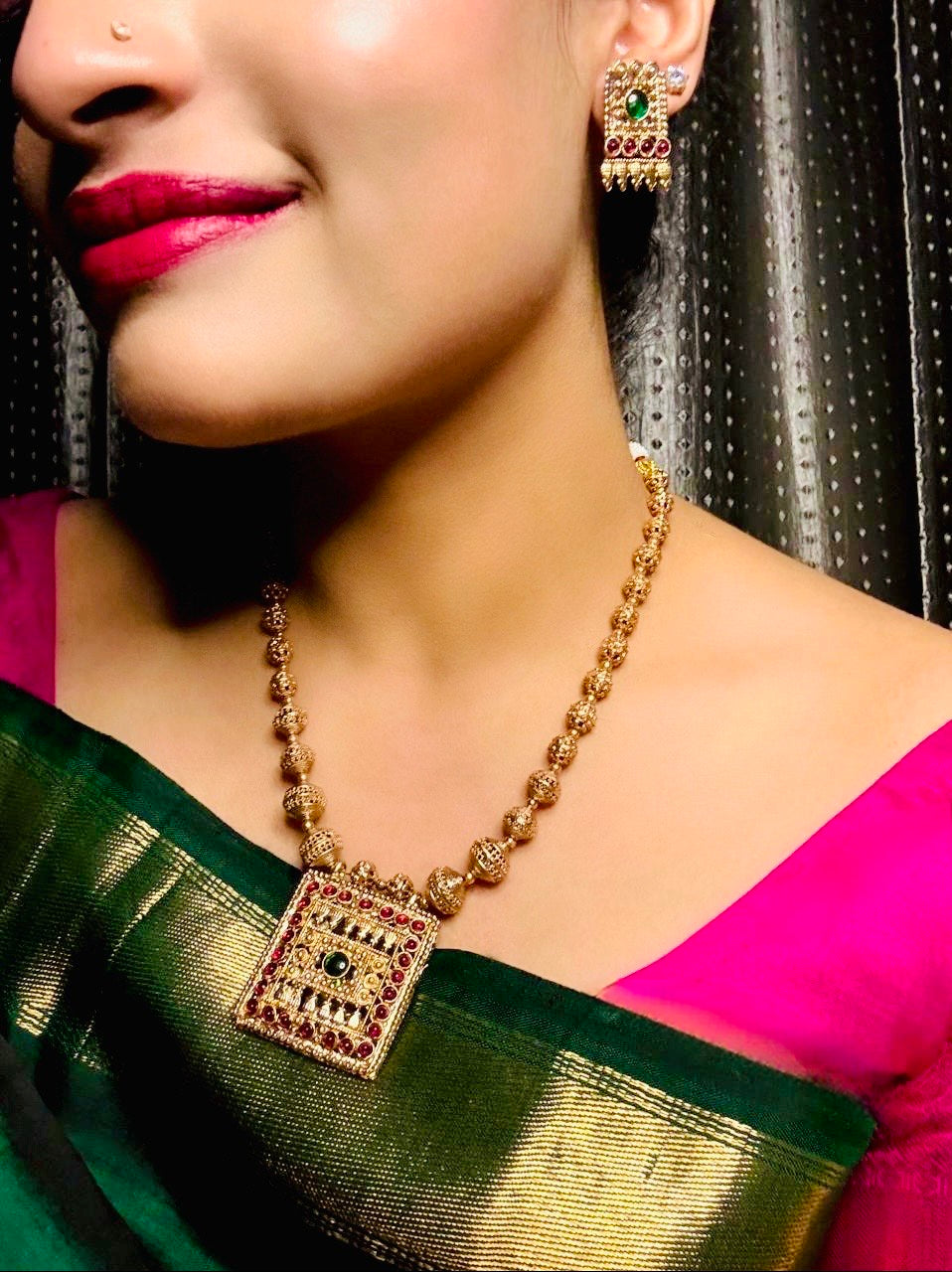 Samachatura Reversible Shri Haram Necklace set with two pairs of Earrings