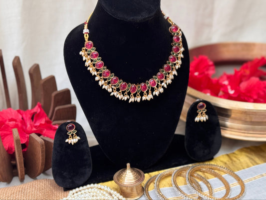 Enchanting Pushpaguchha Reversible Necklace set with two pairs of Earrings