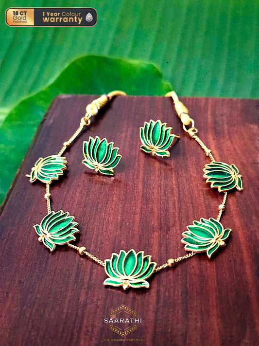 Narayani 18CT Gold-Plated Green Pushp Choker