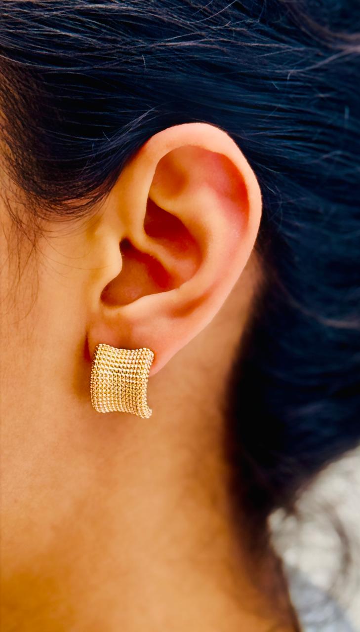 Gold-Toned Vintage-Inspired Anti-Tarnish Studs